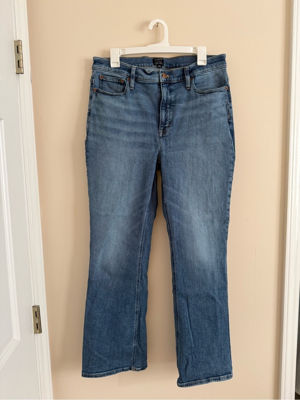 J. Crew Mid-Rise Flare Crop Jeans Womens 31T Medium Wash Casual Minimalist Comfy